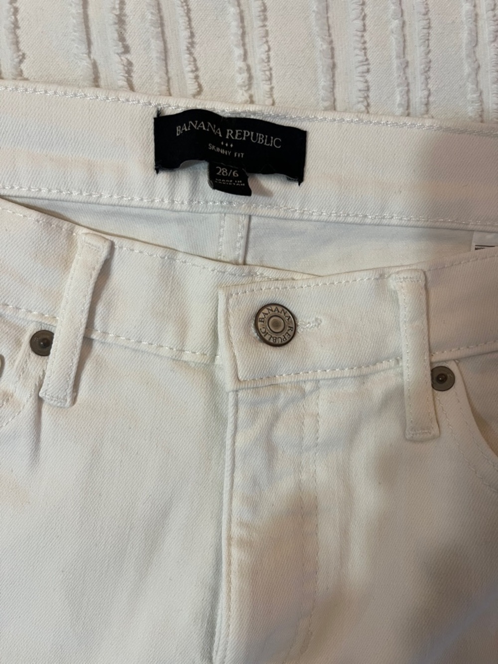 Banana Republic White Skinny Jeans with Classic Five-Pocket
